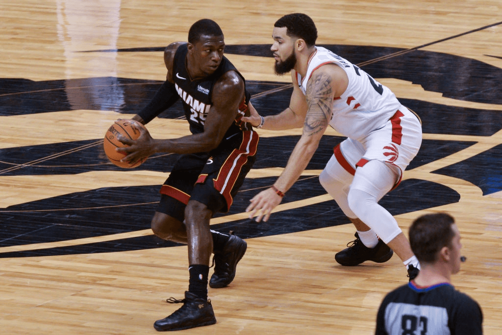 Kendrick Nunn #25 of the Miami Heat handles the ball during the Toronto Raptors vs Miami Heat NBA regular season game at Scotiabank Arena on December 03, 2019, in Toronto, Canada (Miami Heat won 121-110)
