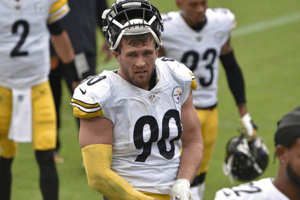 Oct 25, 2020; Nashville, Tennessee, USA; Pittsburgh Steelers outside linebacker T.J. Watt (90) walks off the field after the win over Tennessee Titans. during the second half at Nissan Stadium.