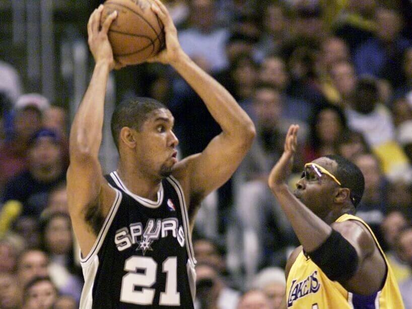 May 28, 2001; Los Angeles, CA; FILE PHOTO: The Spurs' Tim Duncan tries to make a move on the baseline on Horace Grant during the Lakers' 111 - 82 win in Game 4 of the Western Conference Finals at Staples Center. Mandatory Credit: Robert Hanashiro-USA TODAY Network