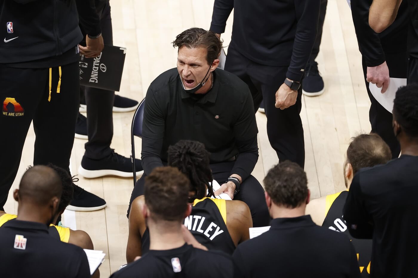 Apr 13, 2021; Salt Lake City, Utah, USA; Utah Jazz head coach Quin Snyder directs his team in the second quarter against the Oklahoma City Thunder at Vivint Smart Home Arena. Mandatory Credit: Jeffrey Swinger-USA TODAY Sports