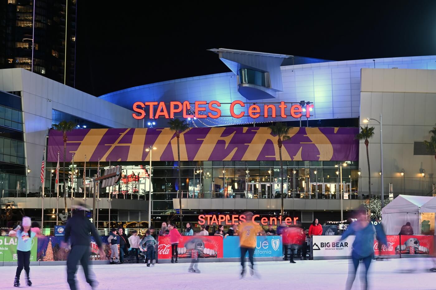 Jan 7, 2020; Los Angeles, California, USA; Patrons ice skate at LA Live plaza outside of the Staples Center before a game between the Los Angeles Lakers and the New York Knicks. Mandatory Credit: Kirby Lee-USA TODAY Sports