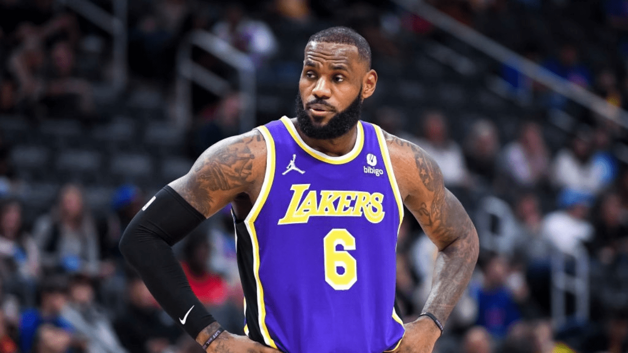 DETROIT, MICHIGAN - NOVEMBER 21: LeBron James #6 of the Los Angeles Lakers looks on against the Detroit Pistons during the third quarter of the game at Little Caesars Arena on November 21, 2021 in Detroit, Michigan. NOTE TO USER: User expressly acknowledges and agrees that, by downloading and or using this photograph, User is consenting to the terms and conditions of the Getty Images License Agreement. (Photo by Nic Antaya/Getty Images)