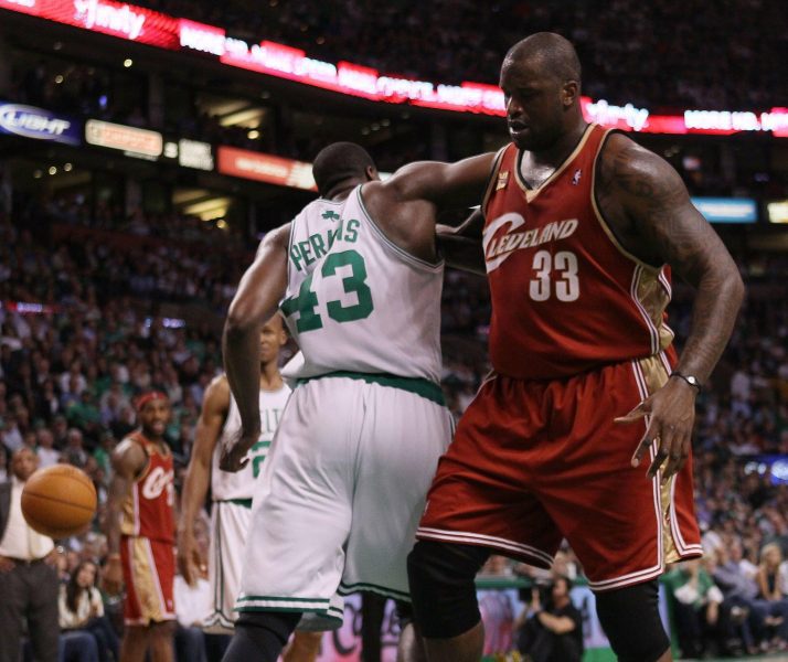 BOSTON - MAY 13: Kendrick Perkins #43 of the Boston Celtics and Shaquille O'Neal #33 of the Cleveland Cavaliers fight for the ball during Game Six of the Eastern Conference Semifinals of the 2010 NBA playoffs at TD Garden on May 13, 2010 in Boston, Massachusetts. The Celtics defeated the Cavaliers 94-85. NOTE TO USER: User Expressly Acknowledges and agrees that, by downloading and or using this photograph, User is consenting to the terms and conditions of the Getty Images License Agreement. (Photo by Elsa/Getty Images)