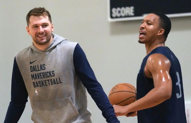 Grant Williams talks a lot, and his new Mavericks teammates are taking notice. (AP Photo/LM Otero)
